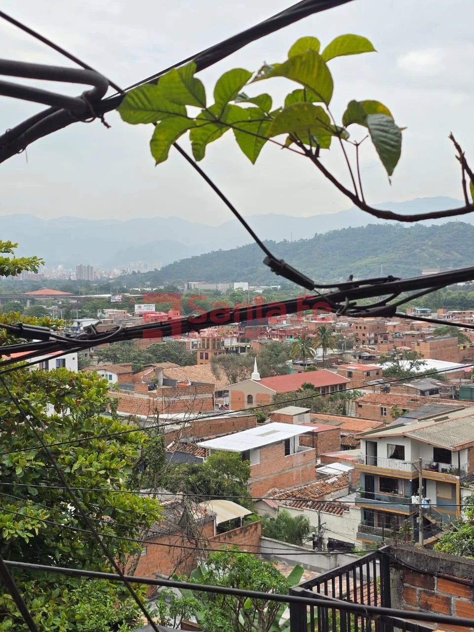 Apartamento en venta en Campo Valdes No.1, Medellín · foto 2 de 9