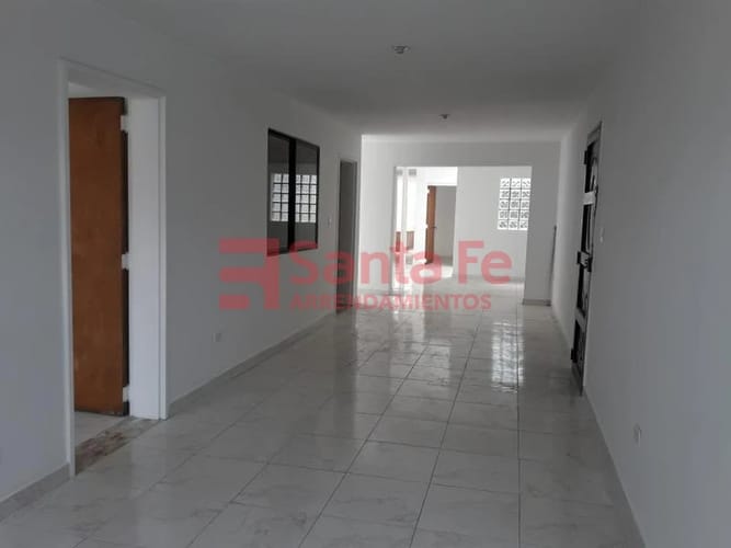 Casa de 5 alcobas en venta en Florida Nueva, Medellín, 178 m² · foto 2 de 10