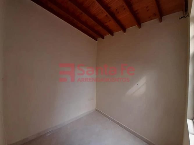Casa de 7 alcobas en venta en Suarez, Bello, 140 m² · foto 6 de 10