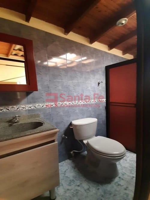 Casa de 7 alcobas en venta en Suarez, Bello, 140 m² · foto 8 de 10