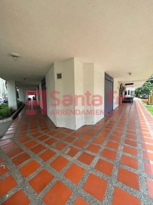 Local en venta en Conquistadores, Medellín, 60 m² · foto 3 de 10