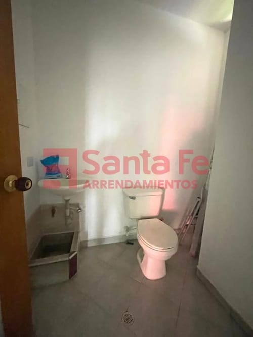 Local en venta en Conquistadores, Medellín, 60 m² · foto 9 de 10
