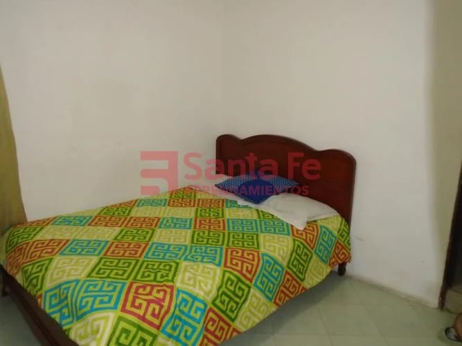 Casa de 7 alcobas en venta en Centro, Bello, 165 m² · foto 10 de 10