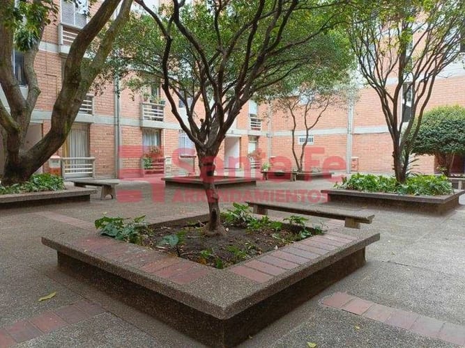 Apartamento en venta en La Castellana, Medellín · foto 2 de 10