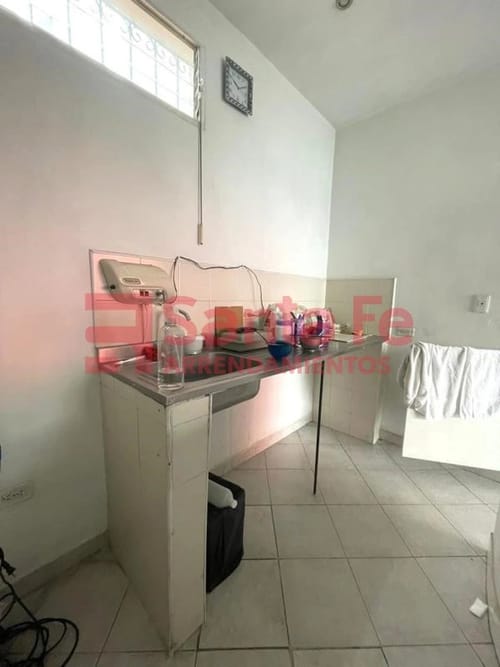 Local en venta en Conquistadores, Medellín, 44 m² · foto 7 de 10