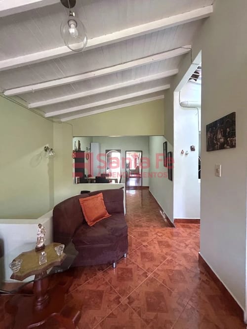 Casa de 3 alcobas en venta en Centro, Bello, 121 m² · foto 8 de 10
