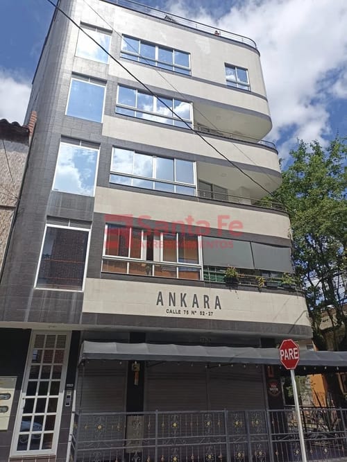 Apartamento en venta en Los Naranjos, Itagüí · foto 2 de 10