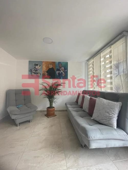 Casa de 4 alcobas en venta en Centro, Bello, 104 m² · foto 4 de 10