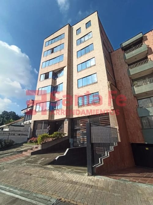 Apartamento de 3 alcobas en venta en Conquistadores, Medellín, 95 m² · foto 2 de 10