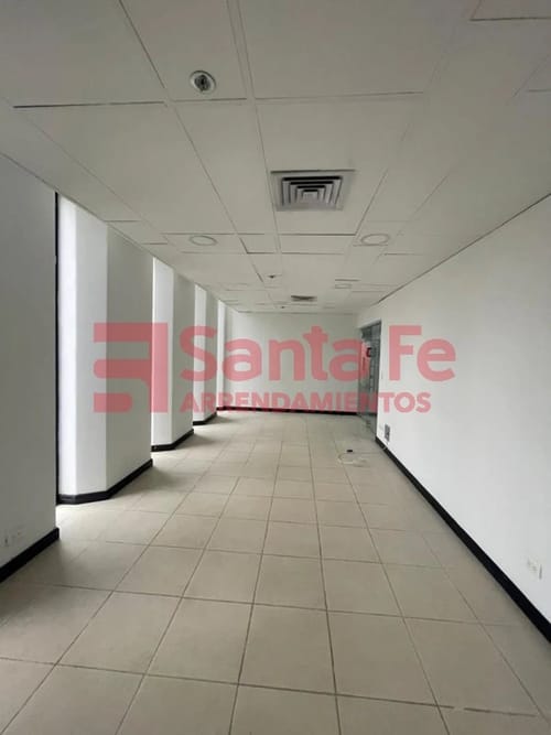 Oficina en venta en La Candelaria, Medellín, 29 m² · foto 5 de 7