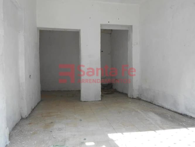 Local en venta en La Candelaria, Medellín, 40 m² · foto 2 de 4