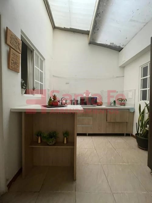 Casa de 6 alcobas en venta en Florida Nueva, Medellín, 279 m² · foto 10 de 10