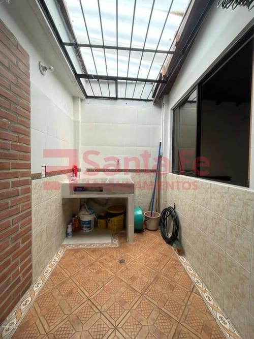 Apartamento de 4 alcobas en venta en Cristo Rey, Medellín, 105 m² · foto 5 de 10