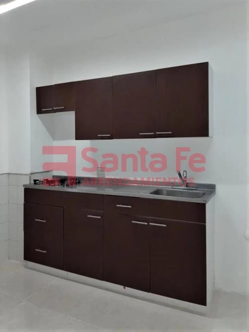 Casa de 4 alcobas en venta en Conquistadores, Medellín, 152 m² · foto 3 de 10