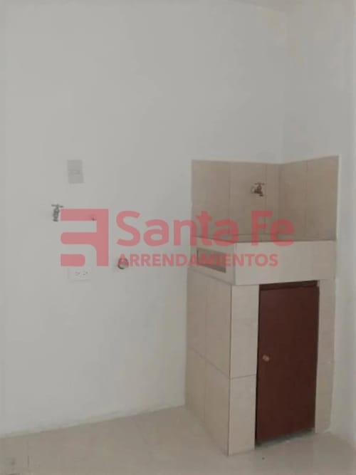 Casa de 4 alcobas en venta en Conquistadores, Medellín, 152 m² · foto 4 de 10