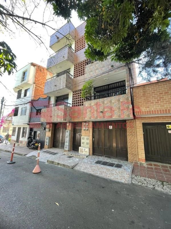 Apartamento en venta en La America, Medellín · foto 2 de 10