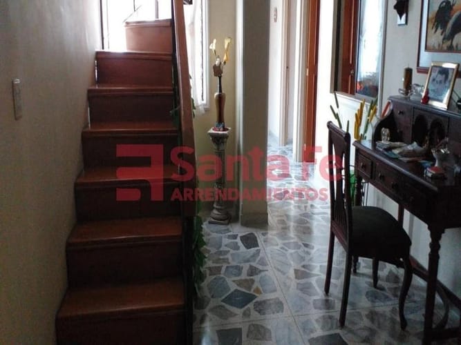 Apartamento de 5 alcobas en venta en Florida Nueva, Medellín, 223 m² · foto 5 de 10