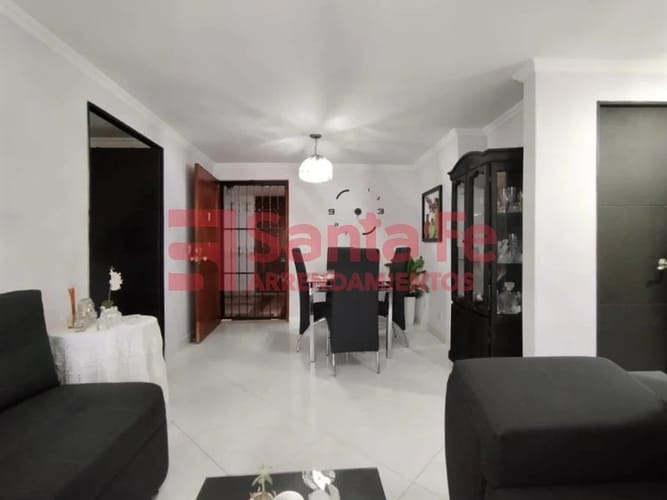 Apartamento de 3 alcobas en venta en La America, Medellín, 158 m² · foto 3 de 10
