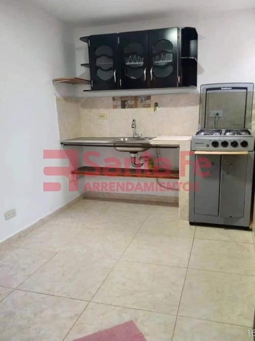 Casa de 5 alcobas en venta en Suarez, Bello, 52 m² · foto 8 de 10