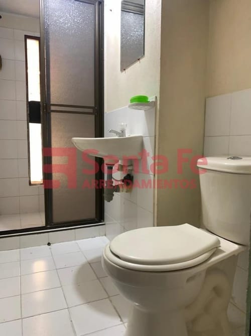 Casa de 5 alcobas en venta en Suarez, Bello, 52 m² · foto 10 de 10