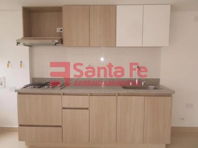 Apartamento de 3 alcobas en venta en Simon Bolivar Sb (Centro), Copacabana, 70 m² · foto 3 de 10