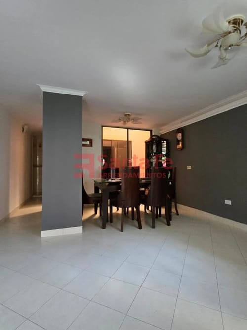 Casa de 4 alcobas en venta en Loreto, Medellín, 152 m² · foto 4 de 10
