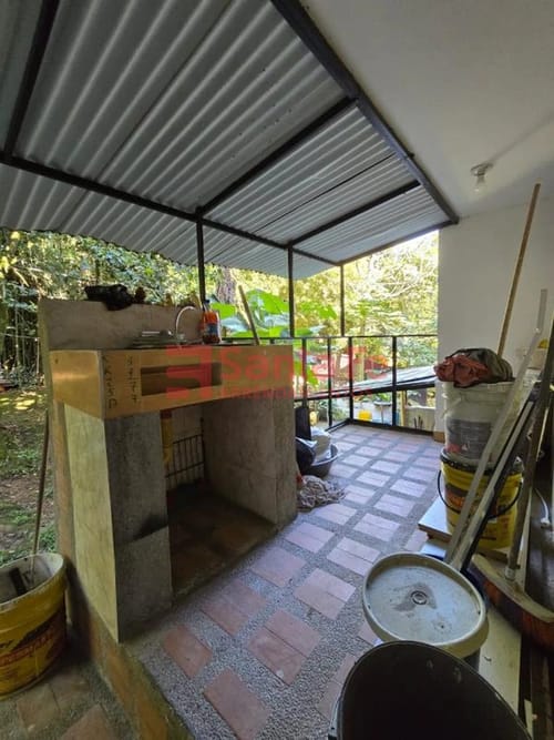 Casa de 4 alcobas en venta en Loreto, Medellín, 152 m² · foto 8 de 10