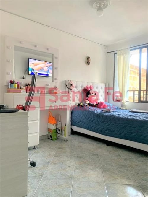 Casa de 2 alcobas en venta en Belén, Medellín, 96 m² · foto 6 de 10