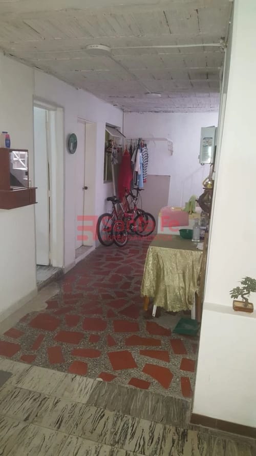 Casa de 2 alcobas en venta en Cristo Rey, Medellín, 73 m² · foto 8 de 10