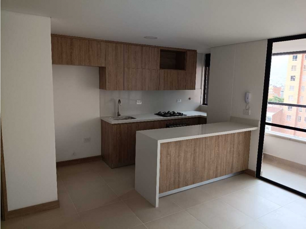 Apartamento en arriendo en Laureles, Medellín · foto 4 de 19