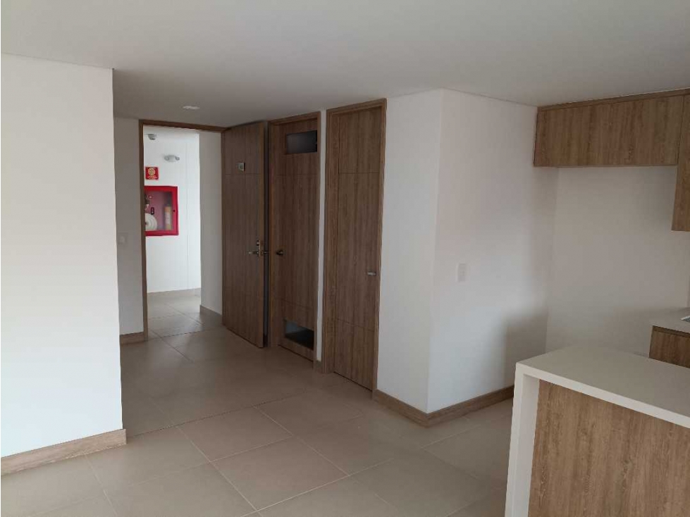 Apartamento en arriendo en Laureles, Medellín · foto 5 de 19