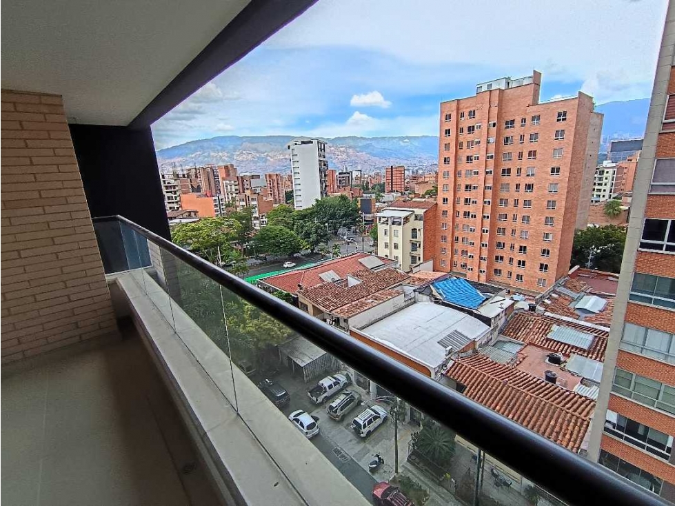 Apartamento en arriendo en Laureles, Medellín · foto 11 de 19