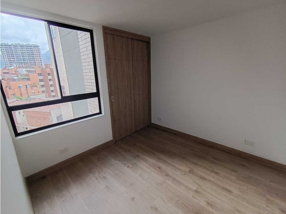 Apartamento en arriendo en Laureles, Medellín · foto 12 de 19