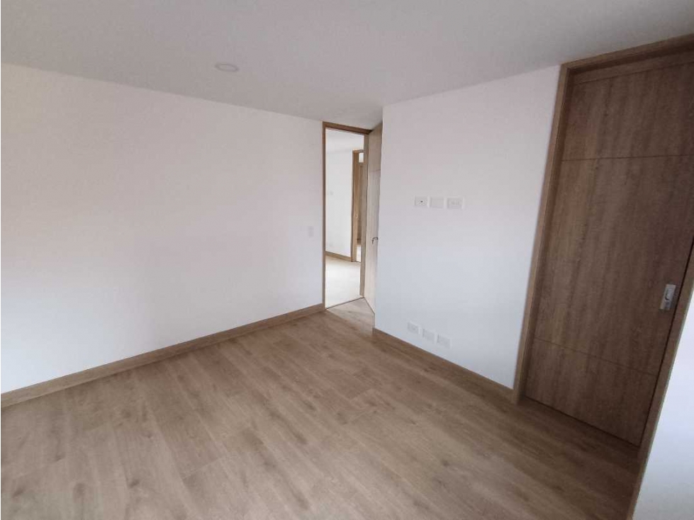 Apartamento en arriendo en Laureles, Medellín · foto 14 de 19