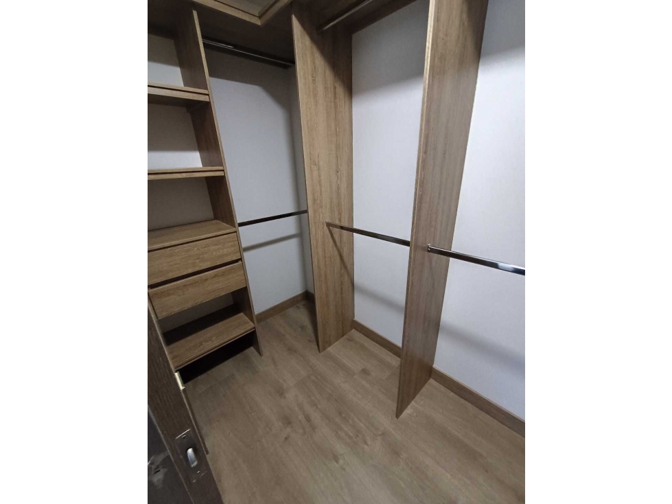 Apartamento en arriendo en Laureles, Medellín · foto 17 de 19