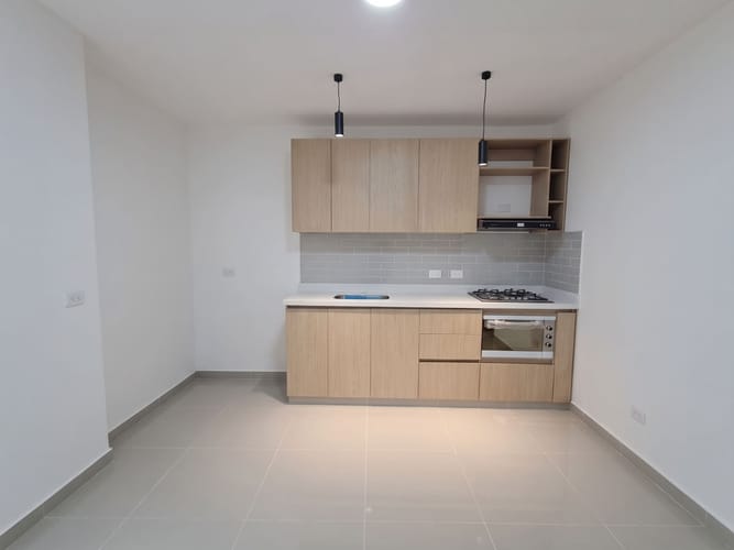 Local en arriendo en Simon Bolivar, Medellín, 180 m² · foto 6 de 18