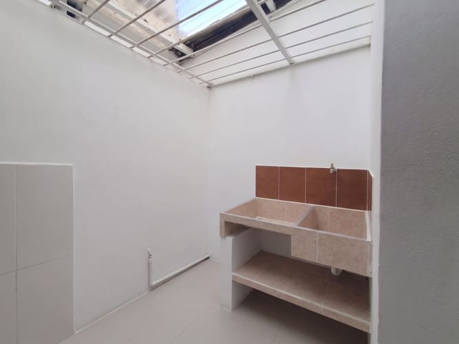 Local en arriendo en Simon Bolivar, Medellín, 180 m² · foto 11 de 18