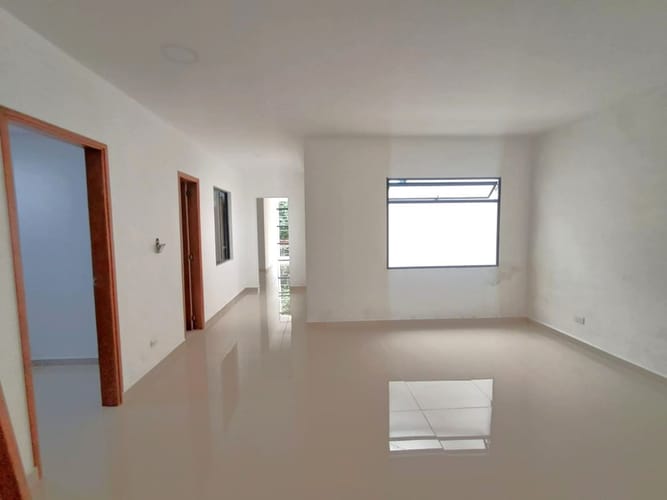 Local en arriendo en Simon Bolivar, Medellín, 180 m² · foto 15 de 18