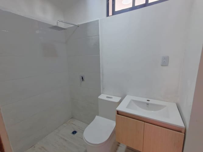 Local en arriendo en Simon Bolivar, Medellín, 180 m² · foto 16 de 18