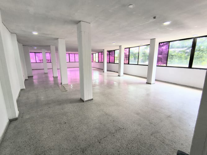Local en arriendo en Calima, Cali, 368 m² · foto 7 de 18