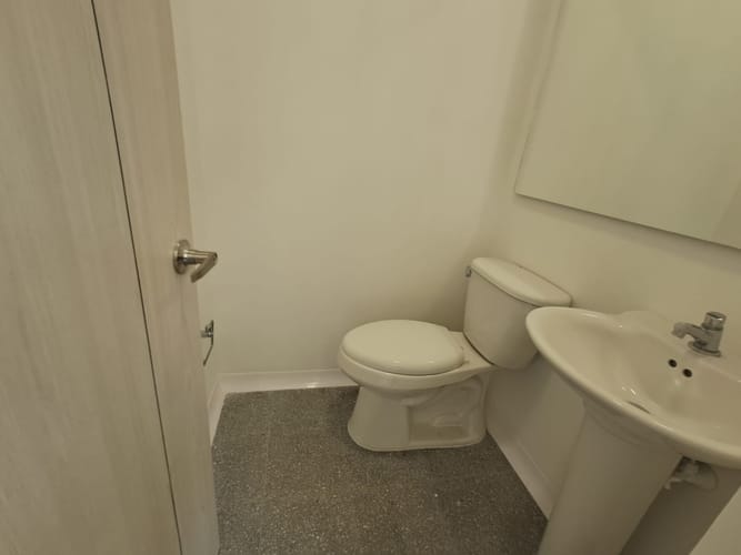 Consultorio en arriendo en Laureles, Medellín, 28 m² · foto 5 de 12