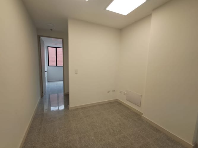 Consultorio en arriendo en Laureles, Medellín, 28 m² · foto 11 de 12