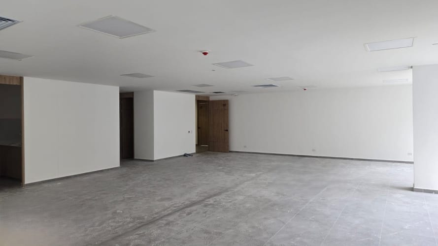 Oficina en arriendo en Ciudad Del Río, Medellín, 144 m² · foto 6 de 10