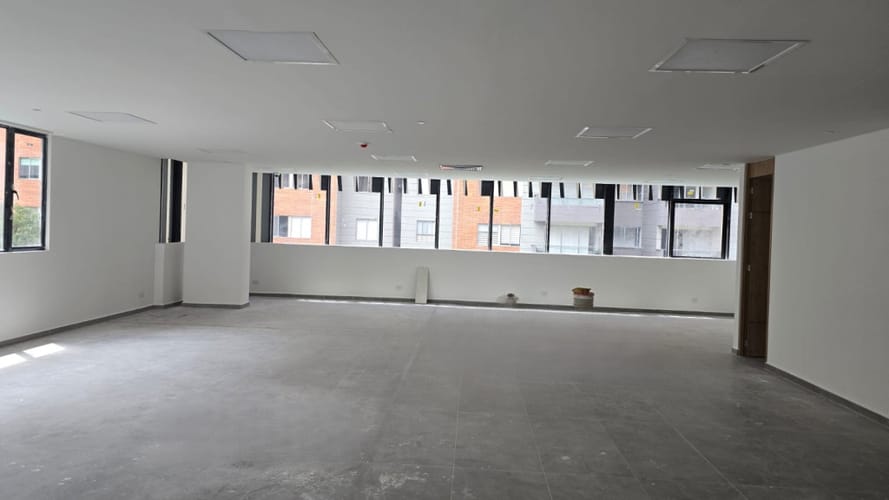 Oficina en arriendo en Ciudad Del Río, Medellín, 144 m² · foto 9 de 10