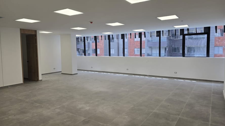 Oficina en arriendo en Ciudad Del Río, Medellín, 102 m² · foto 5 de 10