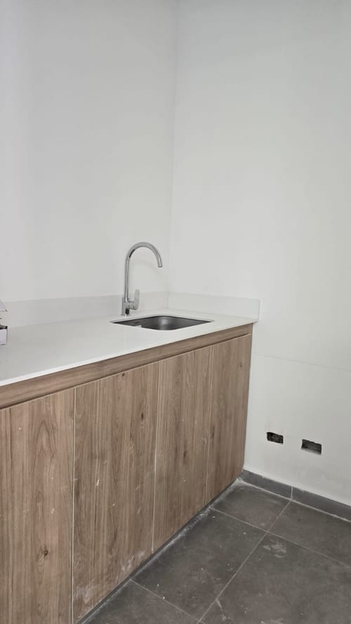 Oficina en arriendo en Ciudad Del Río, Medellín, 102 m² · foto 6 de 10