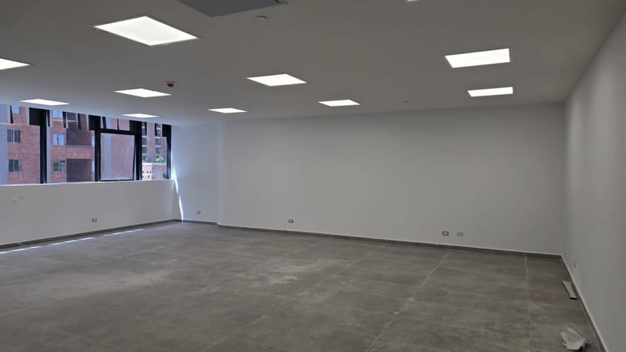Oficina en arriendo en Ciudad Del Río, Medellín, 102 m² · foto 9 de 10