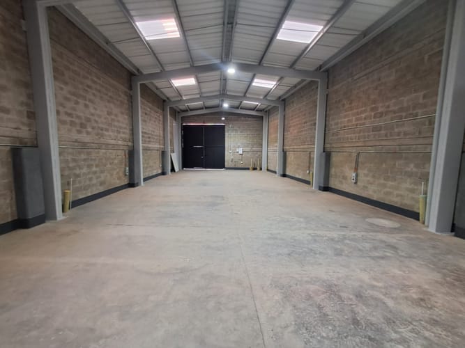 Bodega en arriendo en Calle Larga, Sabaneta, 200 m² · foto 9 de 11