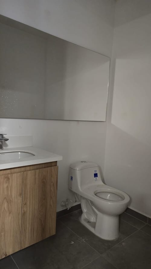 Oficina en arriendo en Ciudad Del Río, Medellín, 120 m² · foto 7 de 9