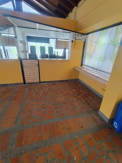 Local en arriendo en La Candelaria, Medellín, 5 m² · foto 3 de 4